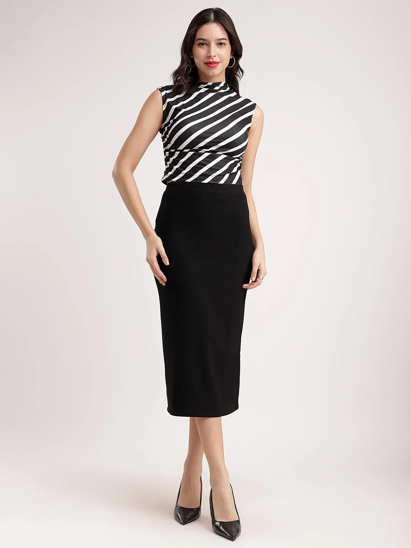 Gathered Detail Top - White And Black