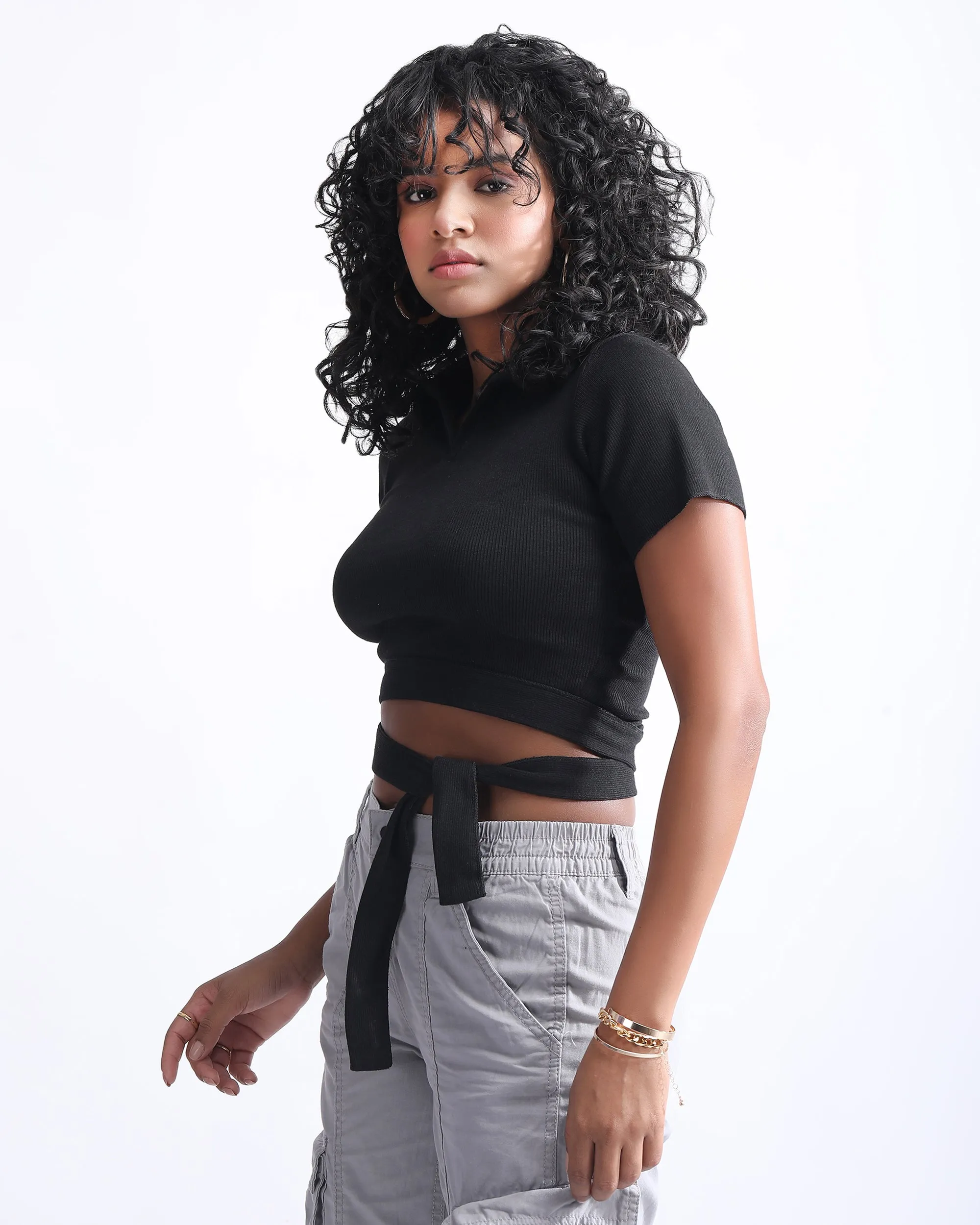 TIE KNOT RIBBED CROP TOP
